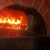 Ciao Woodfire Pizza, inside
