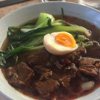 Yi Pin Ramen food