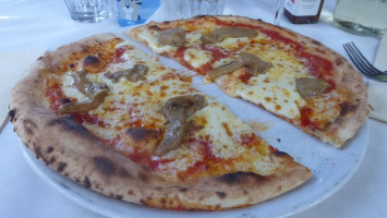 Trattoria Pizzeria Giardino food