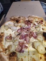 Il.molino Pizzeria food