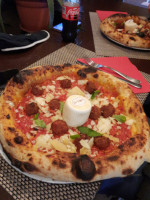 Don Raffaele Pizza food