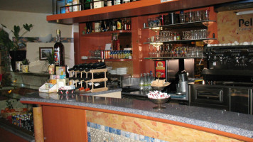 Snack Bar Granze Restaurant inside