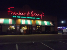 Frankie Benny's New York Italian Restaurant Bar Feltham food