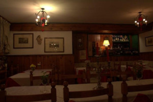La Taverna Di Cornelio inside