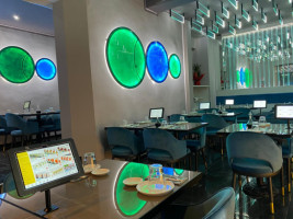 Sushi Inn inside