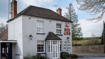 The Red Lion Inn At Stifford's Bridge outside
