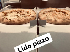 Lido Pizzaria Grill House food