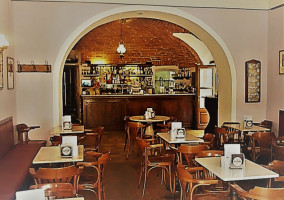 Caffe Roma inside