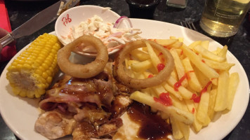 Frankie And Bennys food