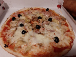 Pizzeria Panarea food