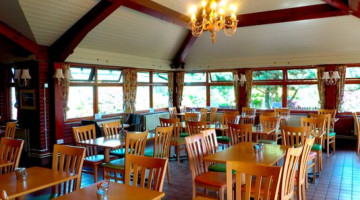 Ashwood Nurseries Tea Room inside