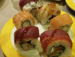 Sushi-si Genova food