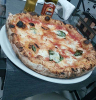 Barotto Pizzeria food
