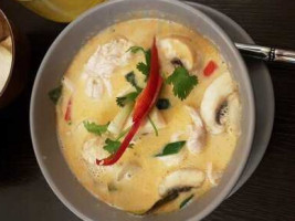 Come To Thai Wok food