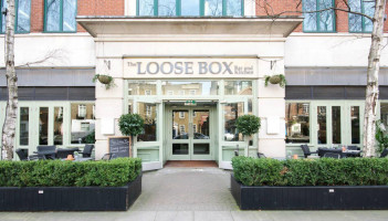 The Loose Box And Kitchen outside