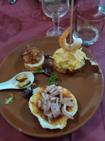 La Taverna Del Sor Okillo food
