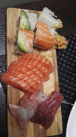Olshi Sushi food