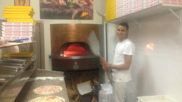 Pizzeria Il Cavaliere food