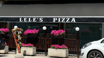 Lele's Pizza outside
