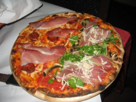 Pizzeria New Pegaso Di Saccone Rosa food