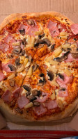 Domino’s food