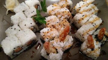Saker Sushi food