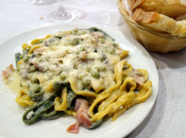 Alfredo Alla Scaletta food