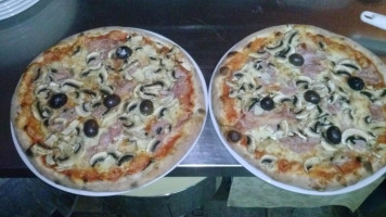 Pizza Island Di Merlino Domenico food