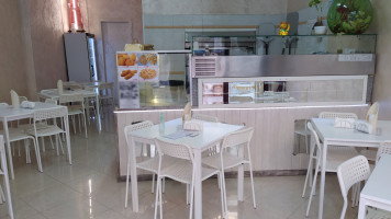 Pizzeria Arcobaleno inside