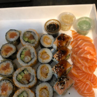 Sushivan food