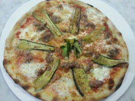 Pizzeria Hollywood Di Matrolembo Barna' Carmelo food
