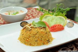 Mehmood Curry House food