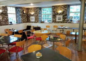 Weavers Cafe At Farfield Mill food