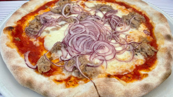Pizza Campanello food