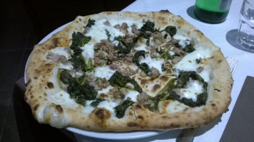 Pizzeria Gastone food