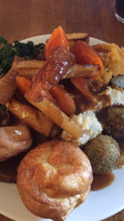 Commodore Carvery food