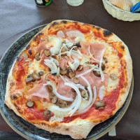Bar Pizzeria Centrale Di Genuario Vincenzo food