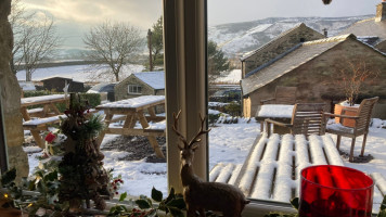 Middle Studfold Farm Tea Room outside