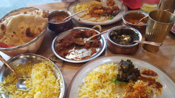 Sanjha Punjabi Caterings food