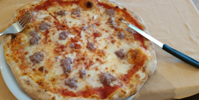 La Fenice Pizzeria Braceria A Tortoreto food