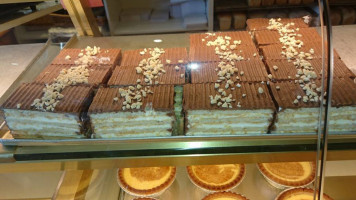 Archer's Bakers Confectioners food