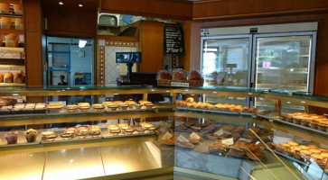 Archer's Bakers Confectioners food