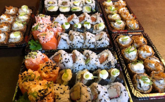 Sushi Sakai food