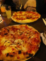 Pizzeria Raffaello food