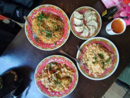 Zomsa Tibetan Street Food food