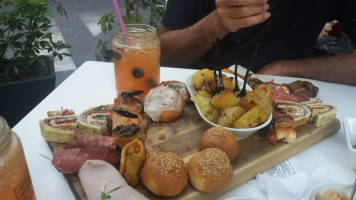 Insigne Cafe Via Etnea food