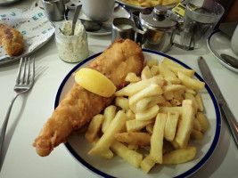 Eric's Fish And Chips Thornham food