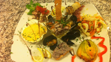 Osteria Del Faro food