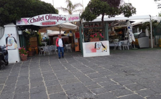 Olimpica Caffé Moreno outside