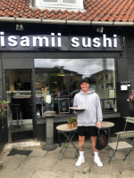 Isamii Sushi food